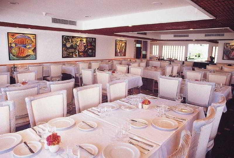 Apartamento Familia Recife Flat Service Apart otel Restoran fotoğraf
